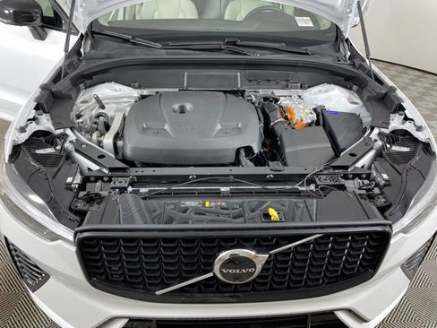 Certified 2024 Volvo XC60 T8 Plus w/ Protection Package Premier image 44