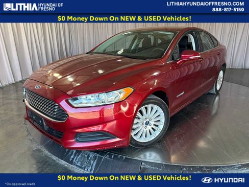 Used 2013 Ford Fusion SE FWD image 1