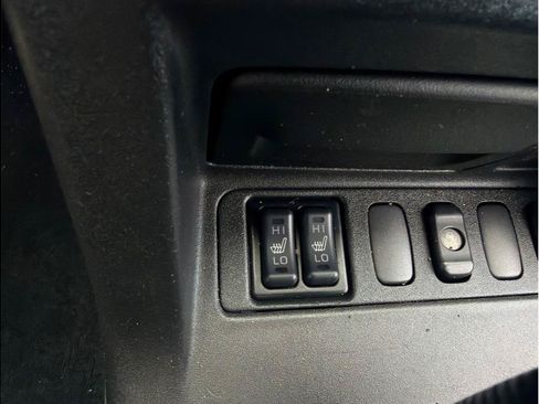 Used 2004 Mitsubishi Montero Limited AWD/4WD image 20