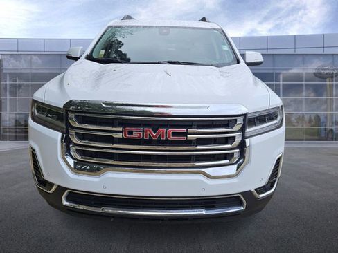 Used 2023 GMC Acadia SLT image 3