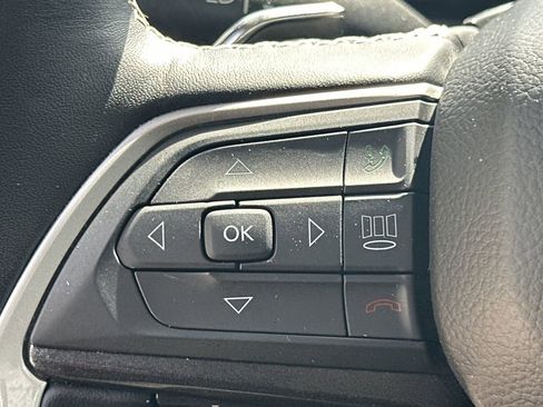 Used 2022 Jeep Grand Cherokee L Laredo w/ Luxury Tech Group I image 27