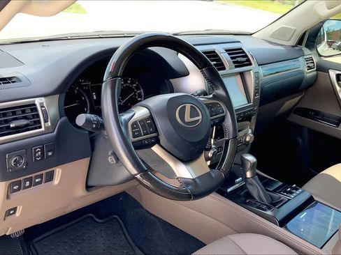 Used 2020 Lexus GX 460 Premium w/ Premium Package AWD/4WD image 18