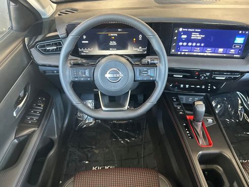 New 2026 Nissan Kicks SR AWD/4WD image 14