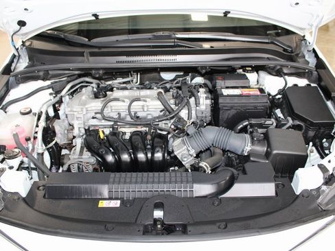 Used 2022 Toyota Corolla LE image 15