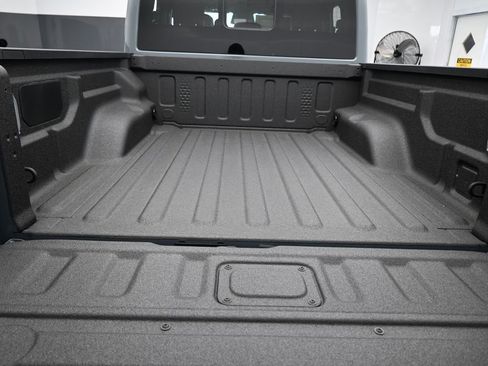 New 2026 Jeep Gladiator Sport image 29