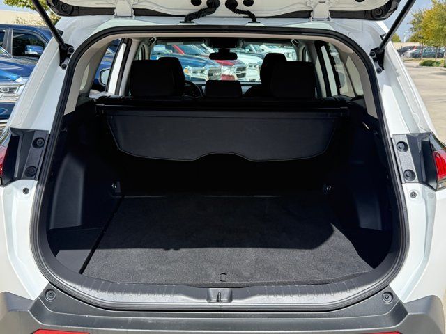 Used 2026 Toyota RAV4 LE FWD image 31