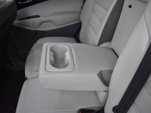 Certified 2020 Kia Sorento SX image 27