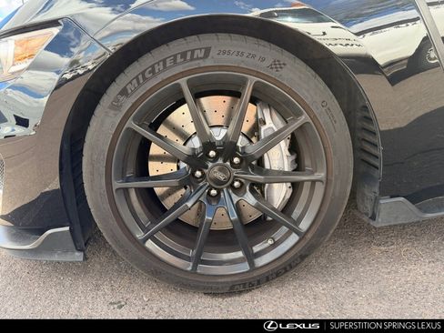 Used 2018 Ford Mustang Shelby GT350 w/ Convenience Package image 6