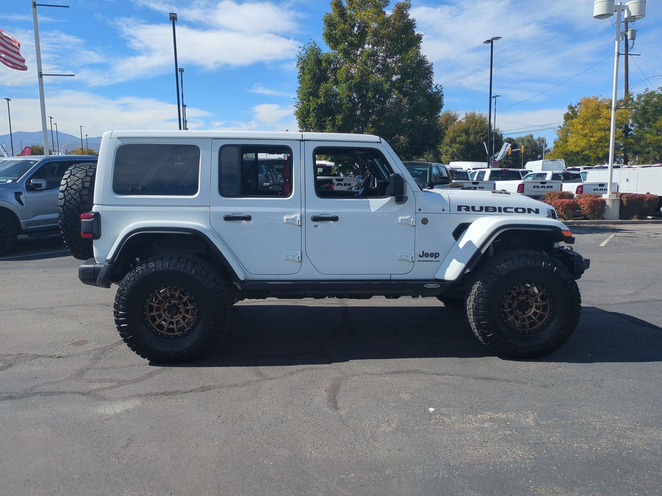 Used 2024 Jeep Wrangler Unlimited Rubicon 392 AWD/4WD image 2