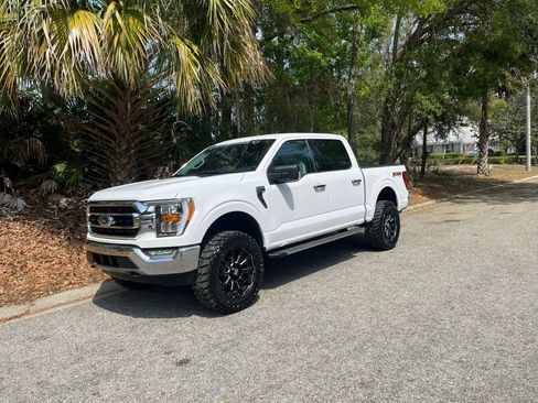 Used 2021 Ford F150 XLT w/ Equipment Group 302A High image 6