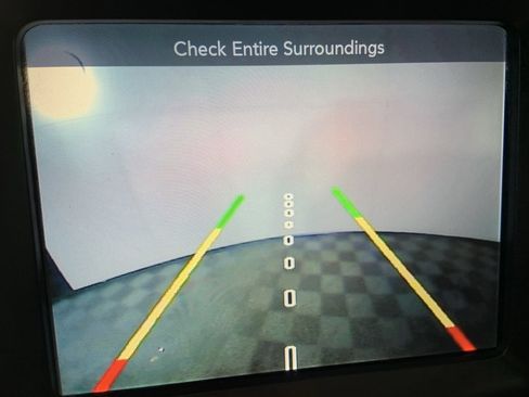 Used 2018 Jeep Cherokee Trailhawk w/ Quick Order Package 27L image 13