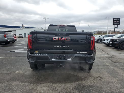 New 2026 GMC Sierra 3500 Denali w/ Denali Reserve Package image 5