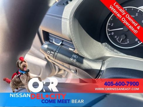 Used 2025 Nissan Sentra SV FWD image 19
