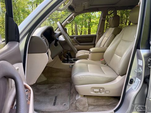 Used 2001 Toyota Land Cruiser AWD/4WD image 20