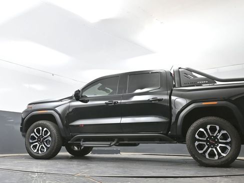 Used 2025 GMC Canyon AT4 w/ Nightfall Edition AWD/4WD image 55