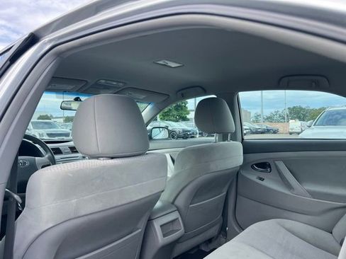 Used 2011 Toyota Camry LE w/ LE Extra-Value Pkg FWD image 11