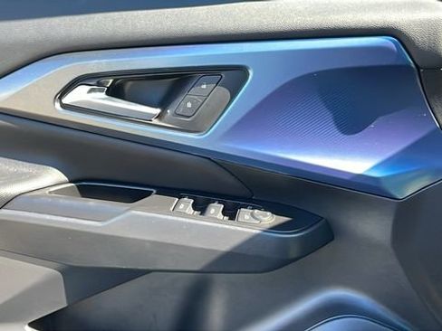 New 2026 Chevrolet Equinox EV LT image 26