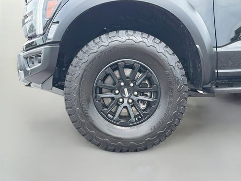 Used 2025 Ford F150 Raptor AWD/4WD image 42
