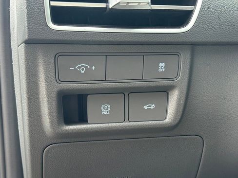 Used 2025 Hyundai Sonata SEL FWD image 19