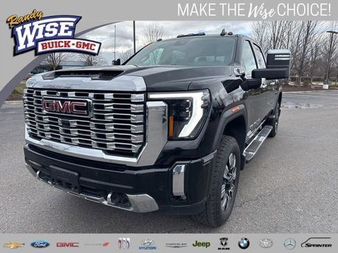 Used 2024 GMC Sierra 2500 Denali w/ Denali Reserve Package image 1