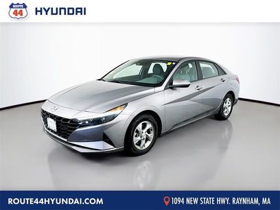 Used 2023 Hyundai Elantra SE