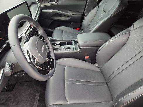 New 2025 Kia Sorento S AWD/4WD image 11