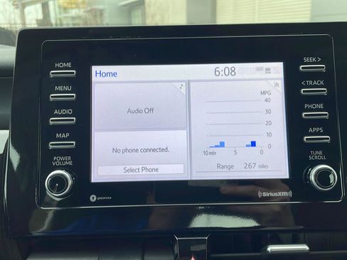 Used 2024 Toyota Camry LE image 18