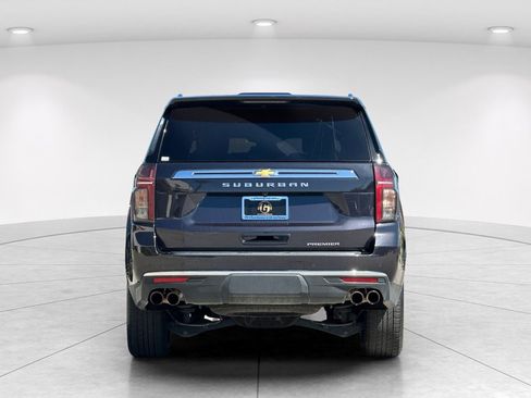 Used 2023 Chevrolet Suburban Premier AWD/4WD image 5