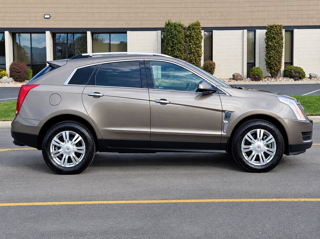 Used 2012 Cadillac SRX Luxury AWD/4WD image 6