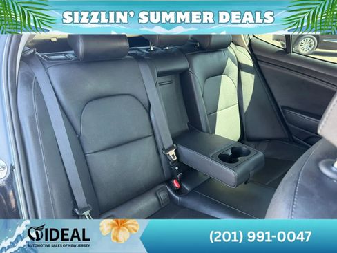 Used 2019 Kia Stinger RWD image 35