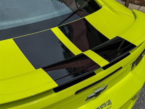Used 2021 Chevrolet Camaro SS RWD image 29