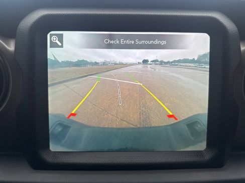 Used 2021 Jeep Gladiator Sport image 29