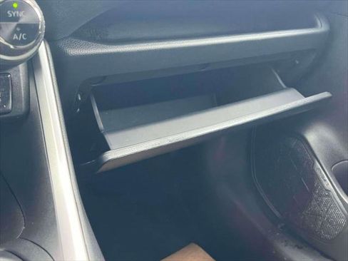 Certified 2022 Toyota RAV4 XLE image 30