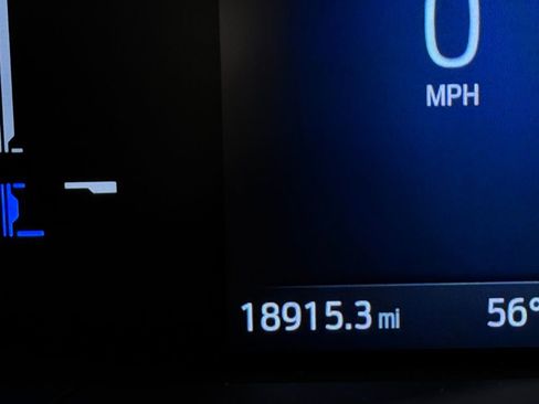 Used 2025 Ford Escape Active image 15