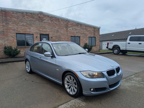 Used 2011 BMW 328i Sedan RWD image 3