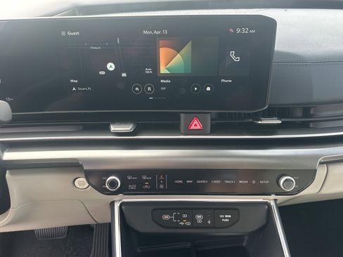 New 2026 Kia Carnival SX FWD image 20