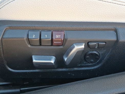 Used 2020 BMW 440i xDrive Convertible w/ M Sport Package image 26