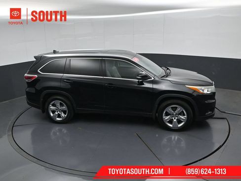 Used 2016 Toyota Highlander Limited AWD/4WD image 49