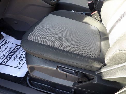 Used 2022 Ford Transit Connect XL image 18