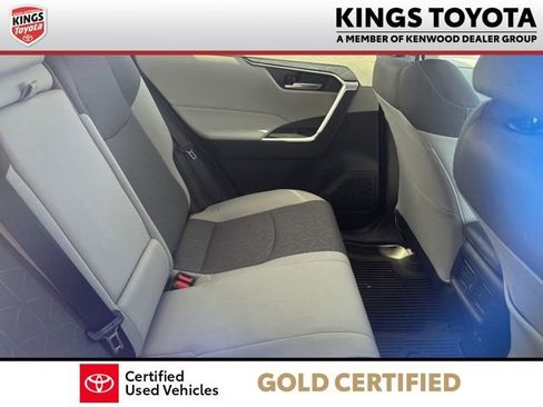 Used 2023 Toyota RAV4 XLE image 9