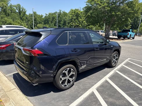 Used 2024 Toyota RAV4 XSE AWD/4WD image 6