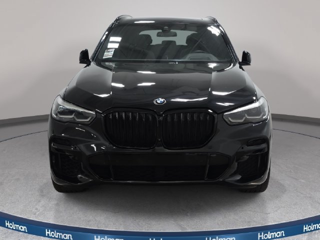 Used 2022 BMW X5 xDrive40i w/ M Sport Package AWD/4WD image 3