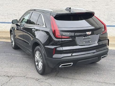 Used 2025 Cadillac XT4 Premium Luxury w/ Technology Package FWD image 5