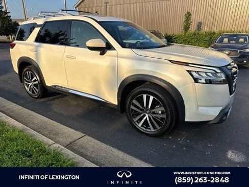 Used 2023 Nissan Pathfinder Platinum AWD/4WD image 1