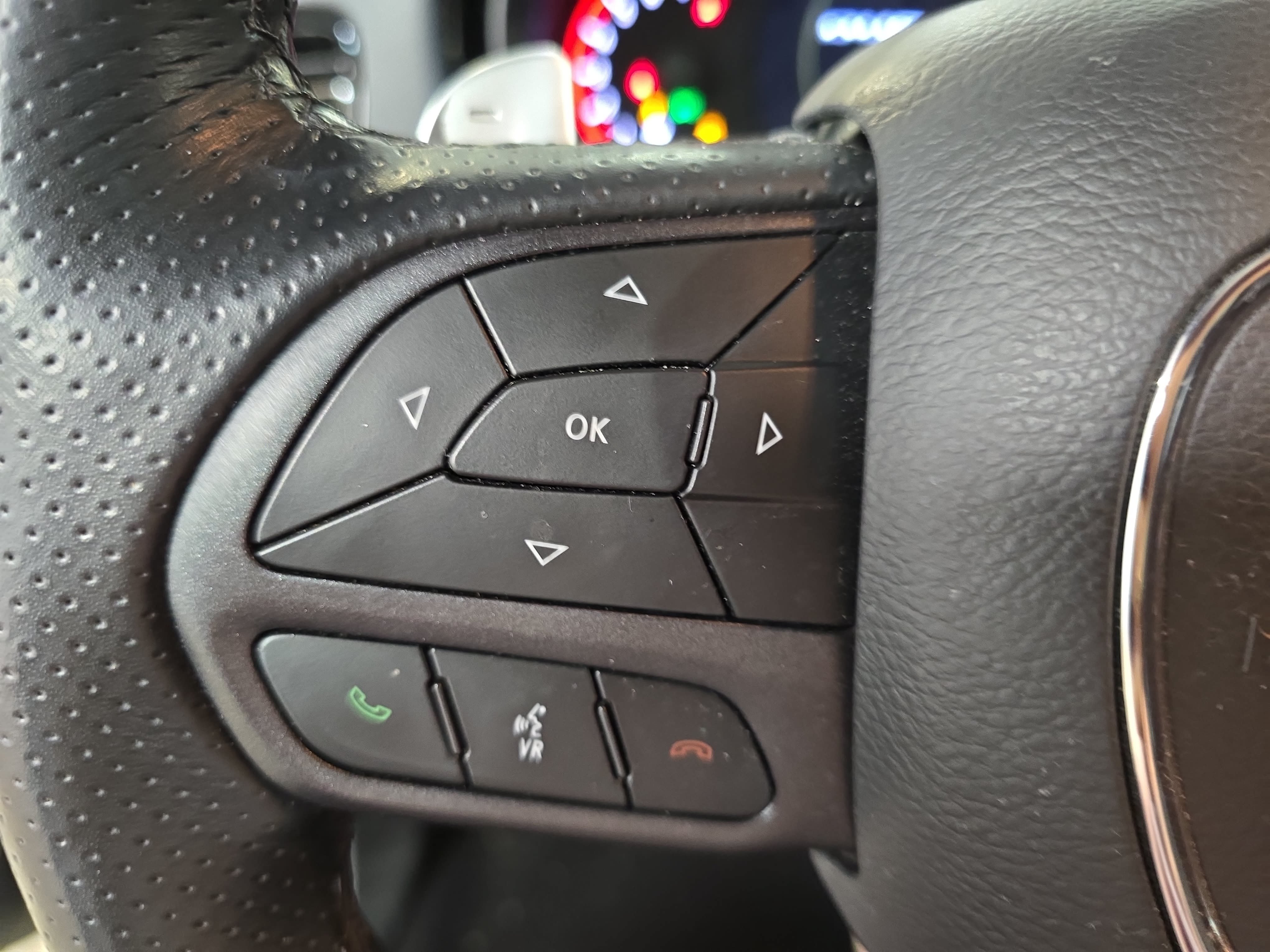 Used 2023 Dodge Durango GT RWD image 14