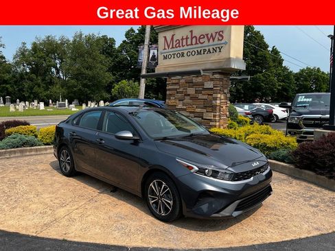 Used 2023 Kia Forte LXS FWD image 1