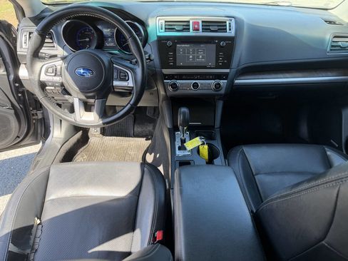 Used 2015 Subaru Outback 2.5i Limited AWD/4WD image 11