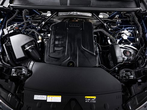 Certified 2025 Audi Q5 Premium w/ Convenience Package image 20