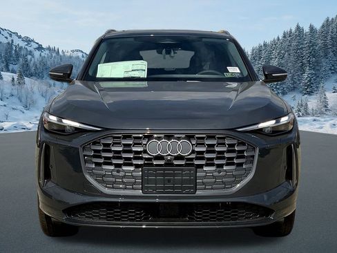 New 2025 Audi Q5 Premium image 3