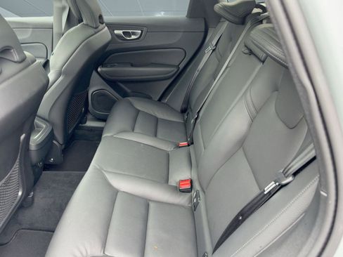 Certified 2025 Volvo XC60 B5 Plus image 15